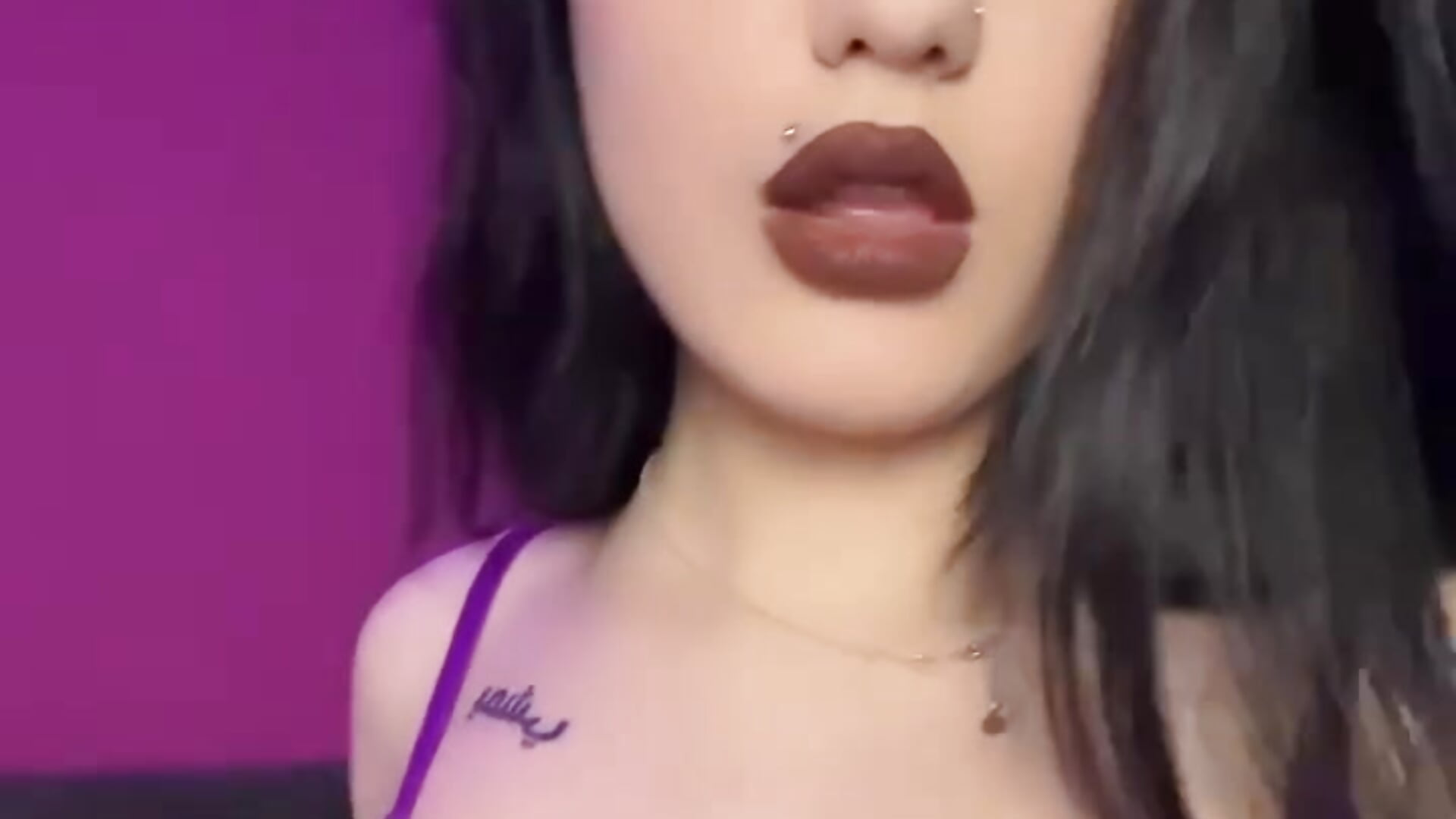 ly - vidéo du modèle de showcams leeahnoirr