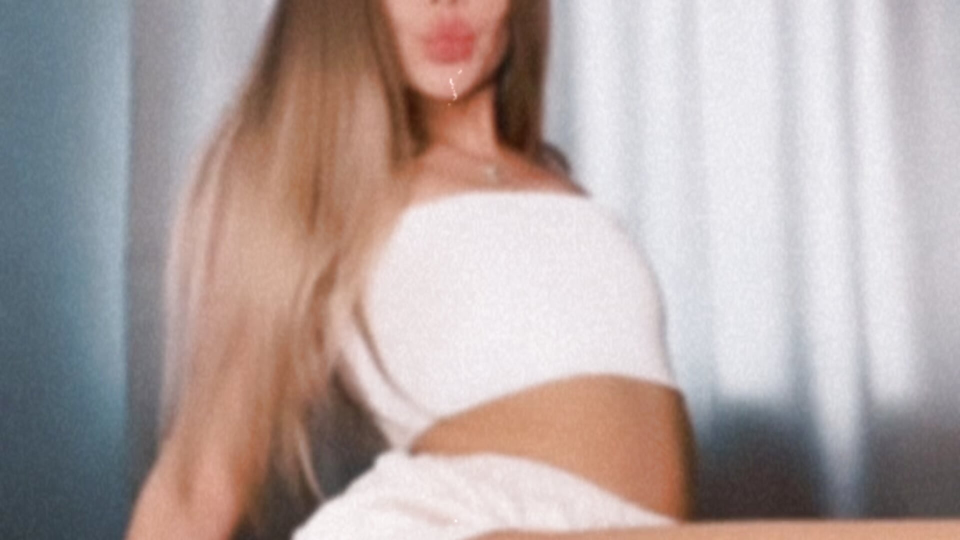 ❤️ - video by AllyDrive cam model