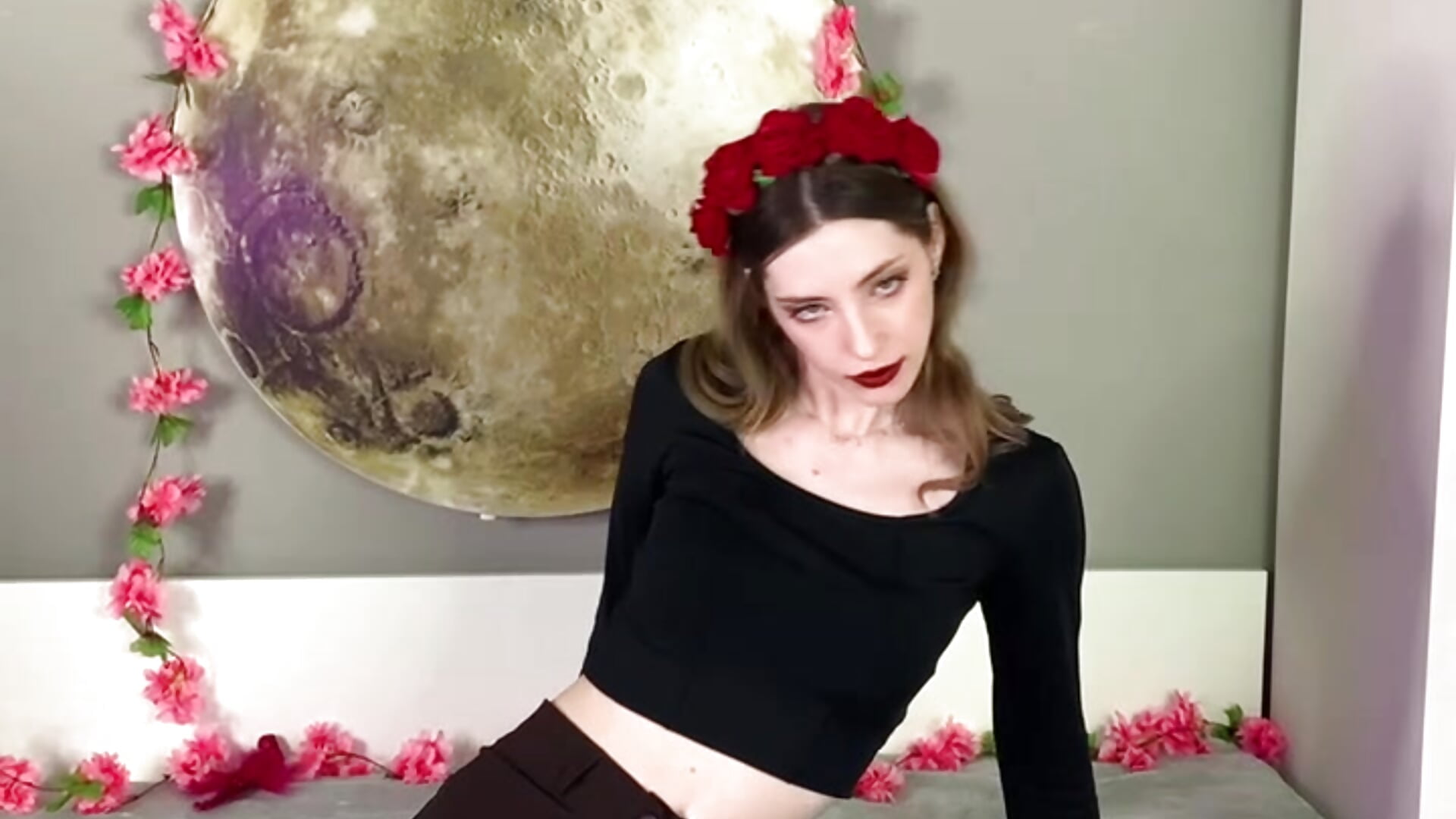 Soft touch😘 - video by BrianneMallory cam model