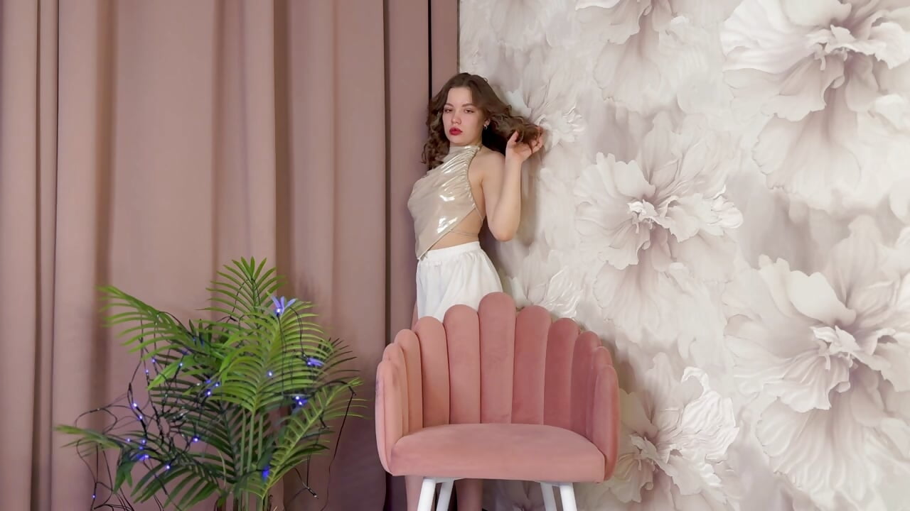 Happy New Year and Merry Christmas) – video modela na kameri TessaDavidson