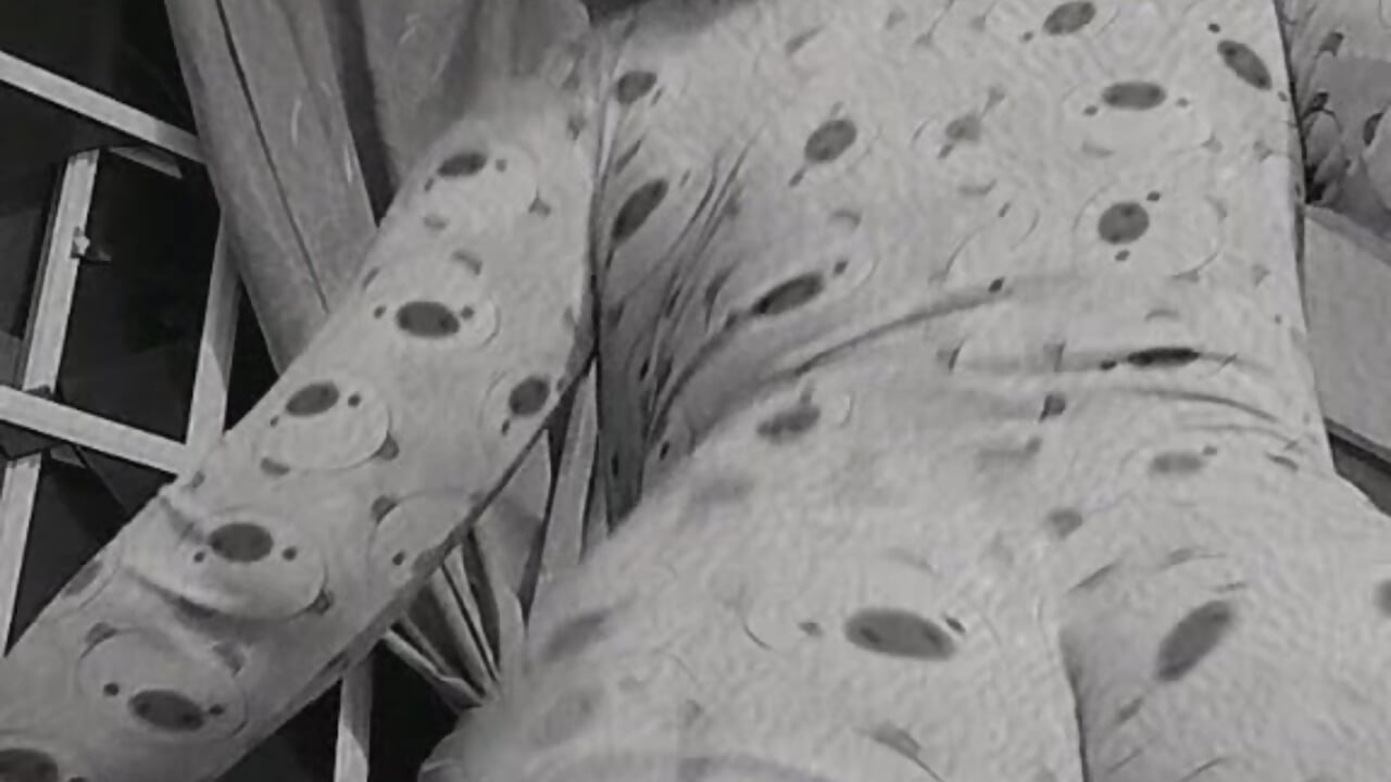 🤭🍑 - video by Zharo_O