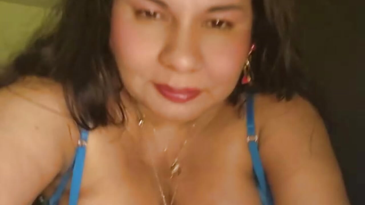 Ummmm blue aphrpdite part 3 - видео от уебкам модела Afrodita_venus_squirt