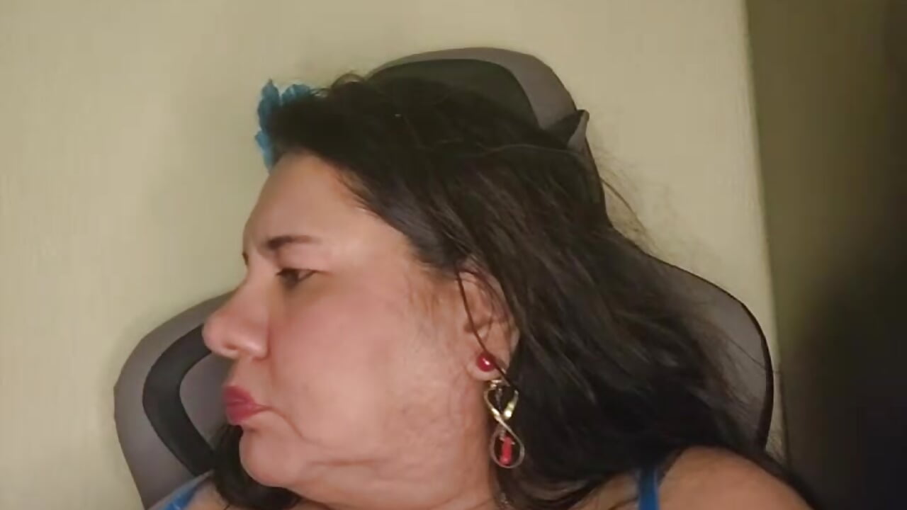 Soooooowwwffflyyy aphrodite😍😍😍🥰🥰🥰💦💦💦💦 - video by Afrodita_venus_squirt cam model