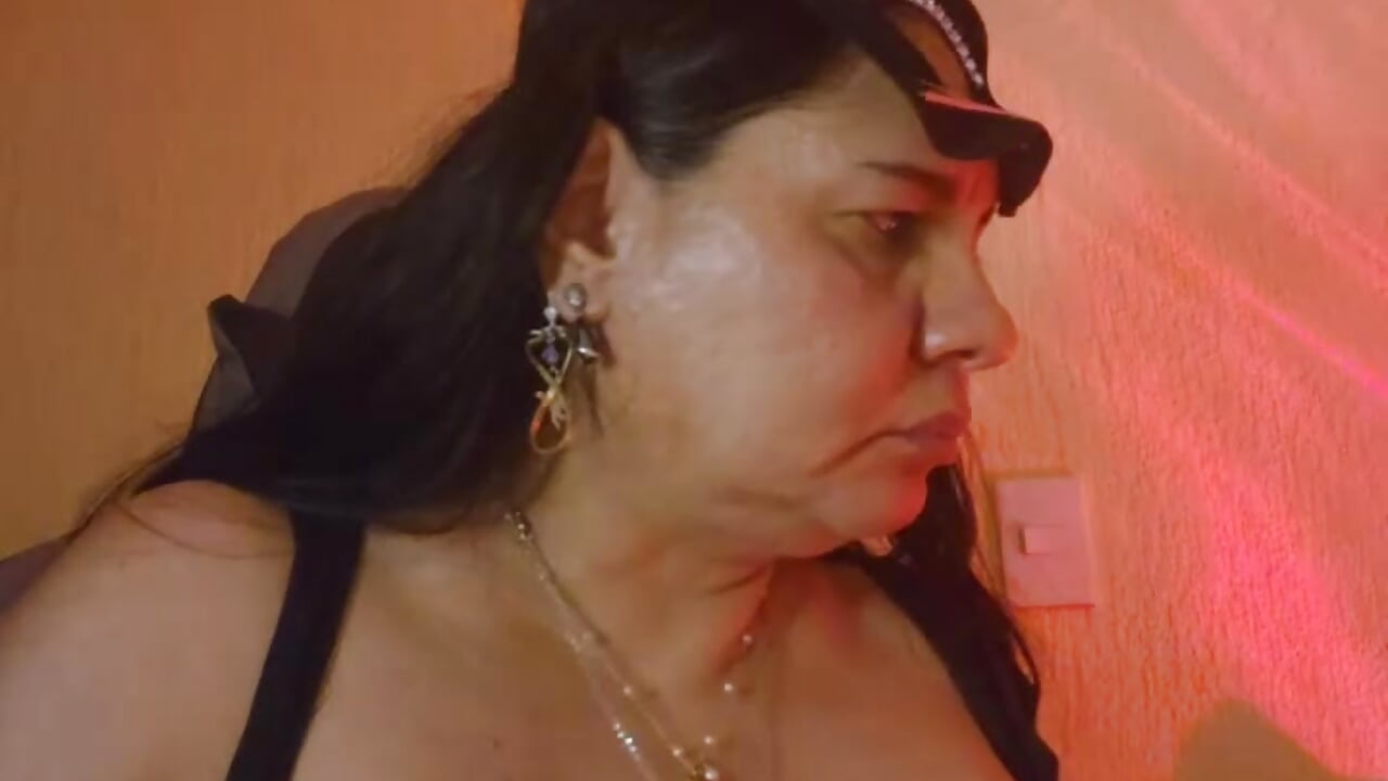 Ummmmm suck nipples - video by Afrodita_venus_squirt cam model