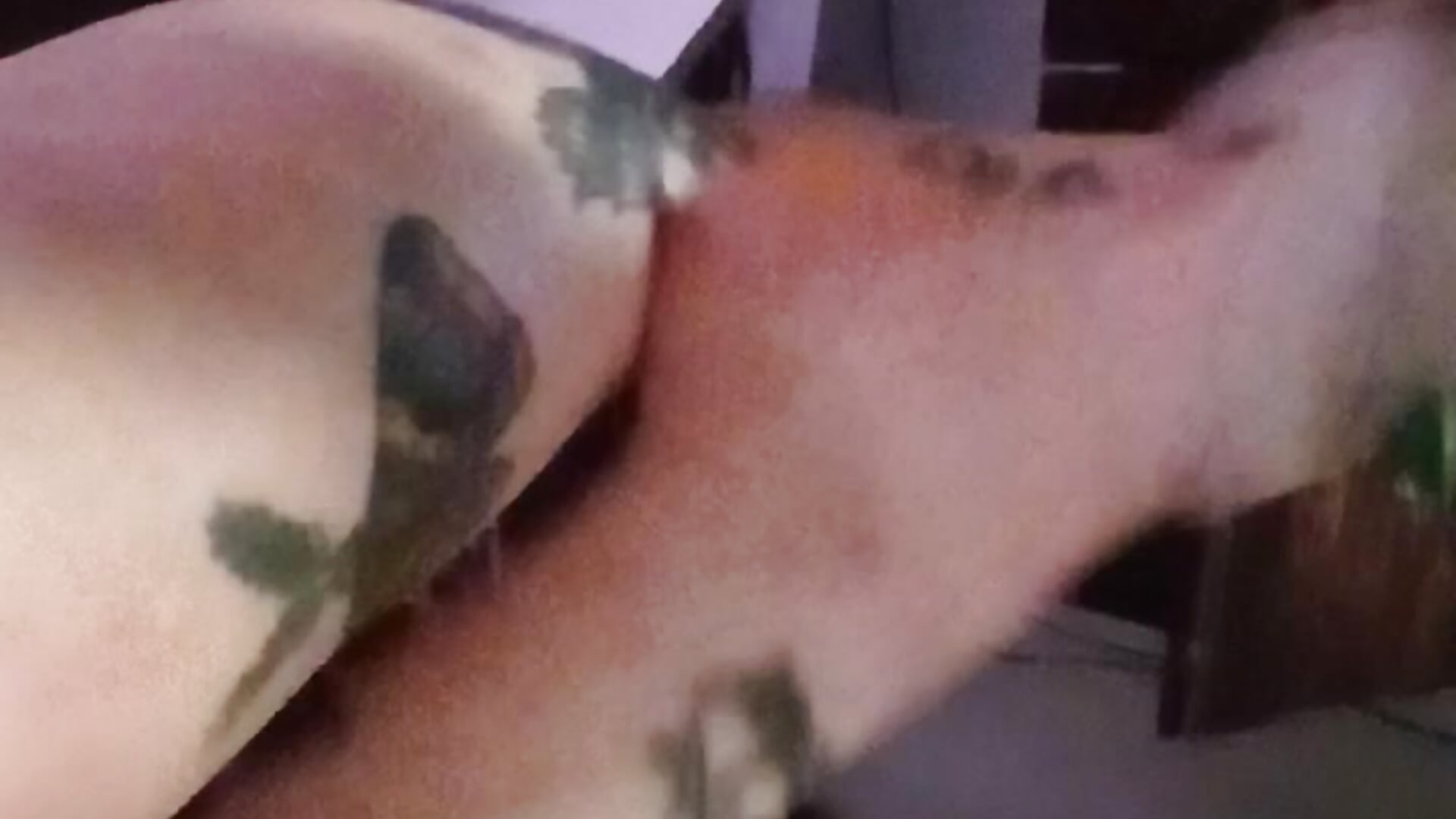 tattoos - відео від вебкаммоделі 2feral