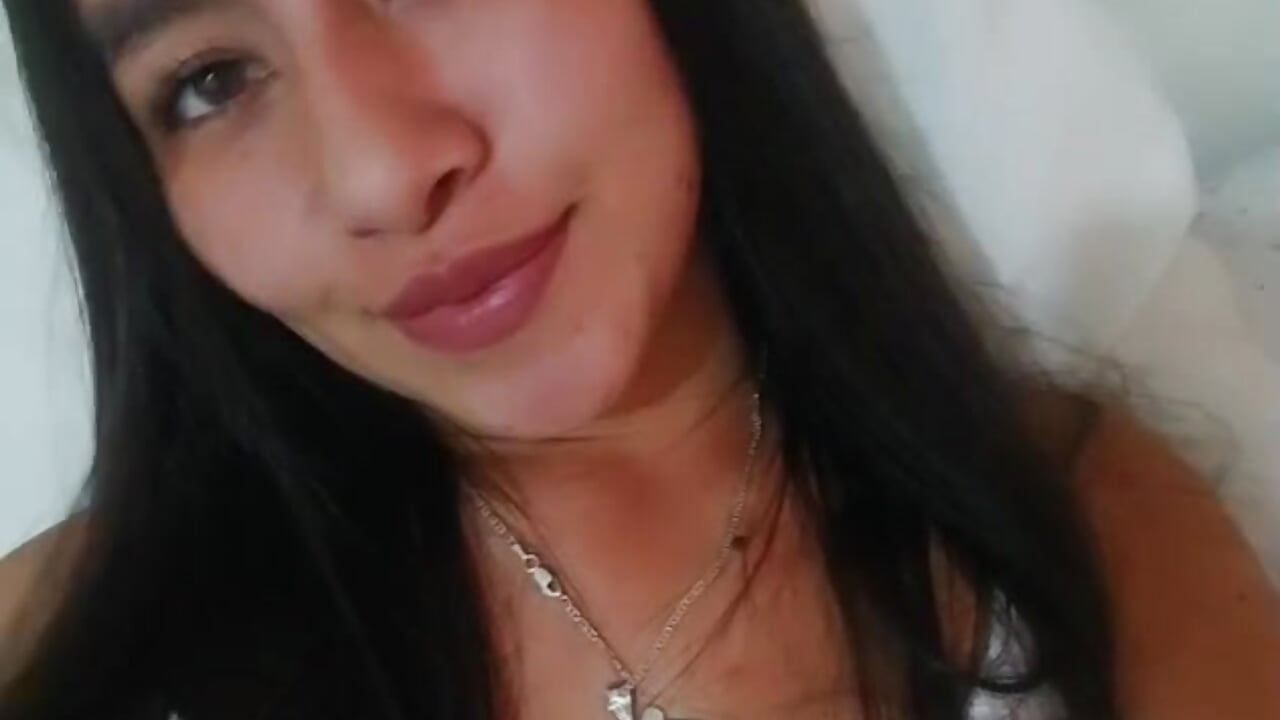 WhatsApp Video 2026-01-03 at 11,36,46 AM - video by Zara_Cardona cam model