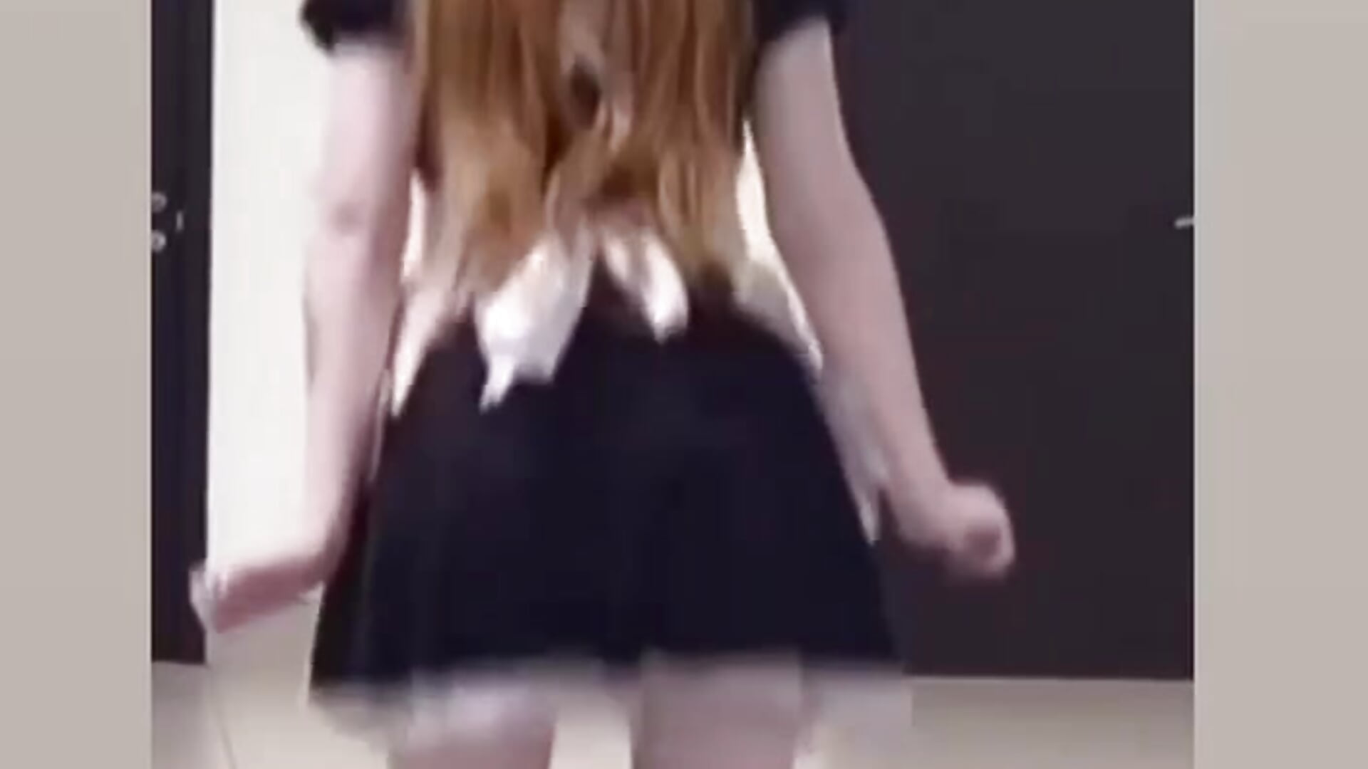 just my vibe - βίντεο μοντέλου LollyCute