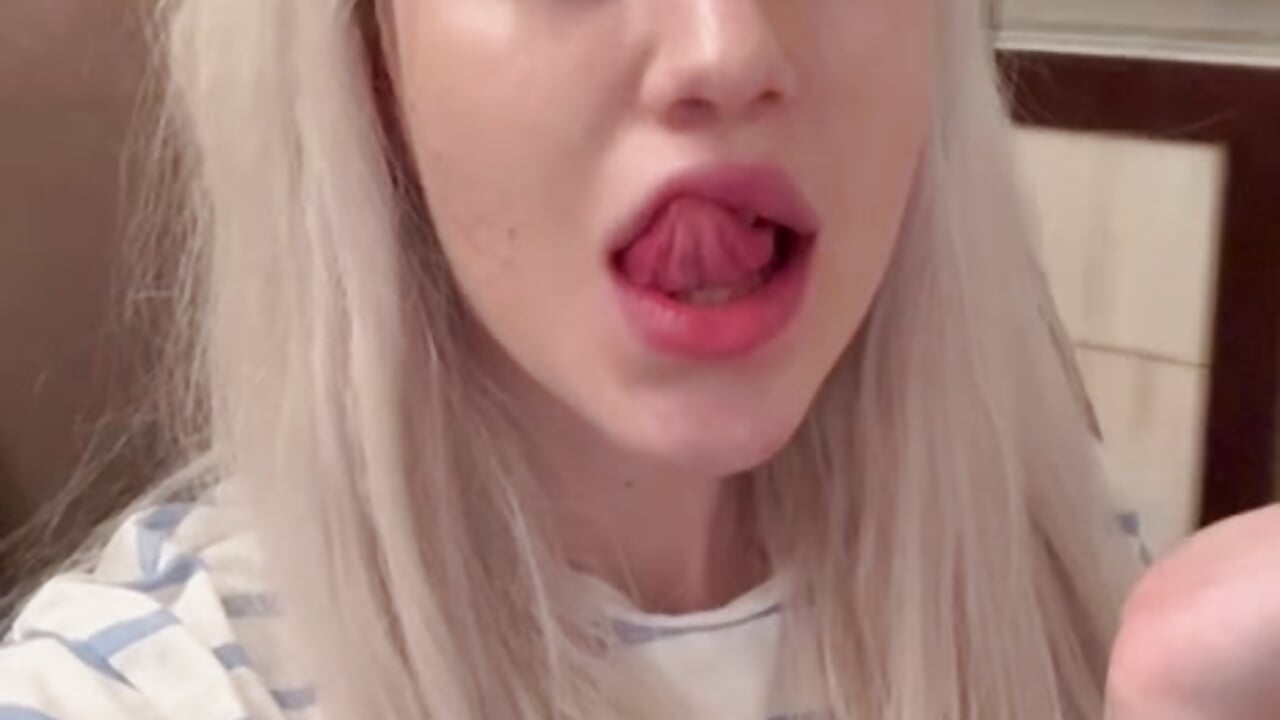 IMG_0887 - video by KristalCrowner cam model