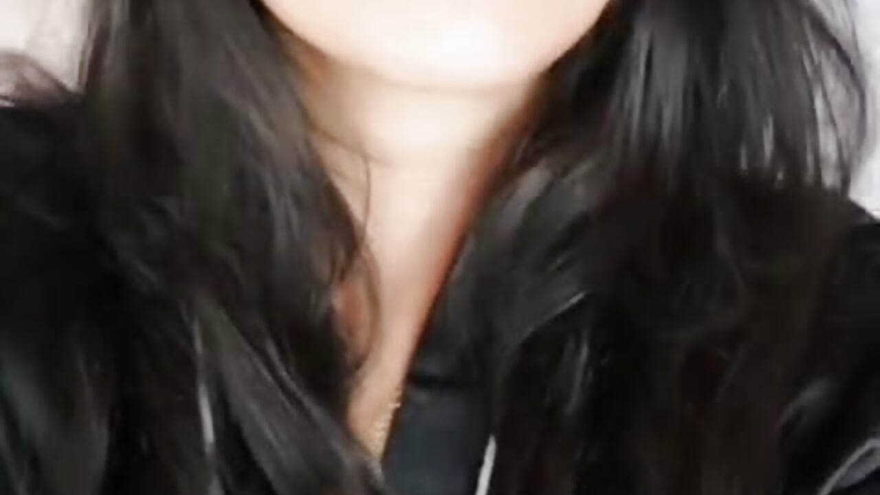 just me <3 - video by juana_gold cam model