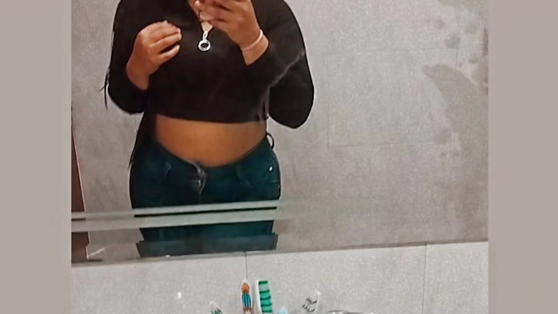 5b16692c-2a53-468b-9df1-8d3b10313e64-1_all_4849 - video di Luli2401 modella di cam