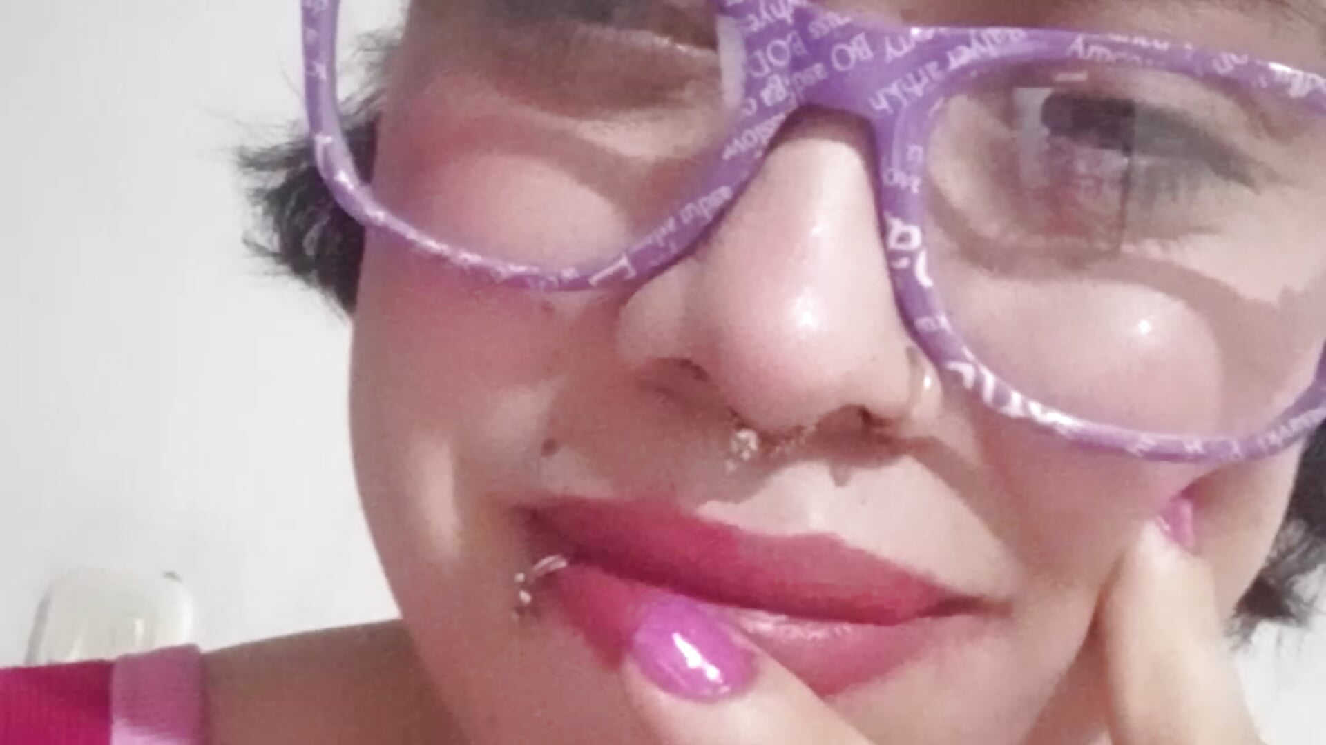 1000062652 - video by erikaradiante cam model