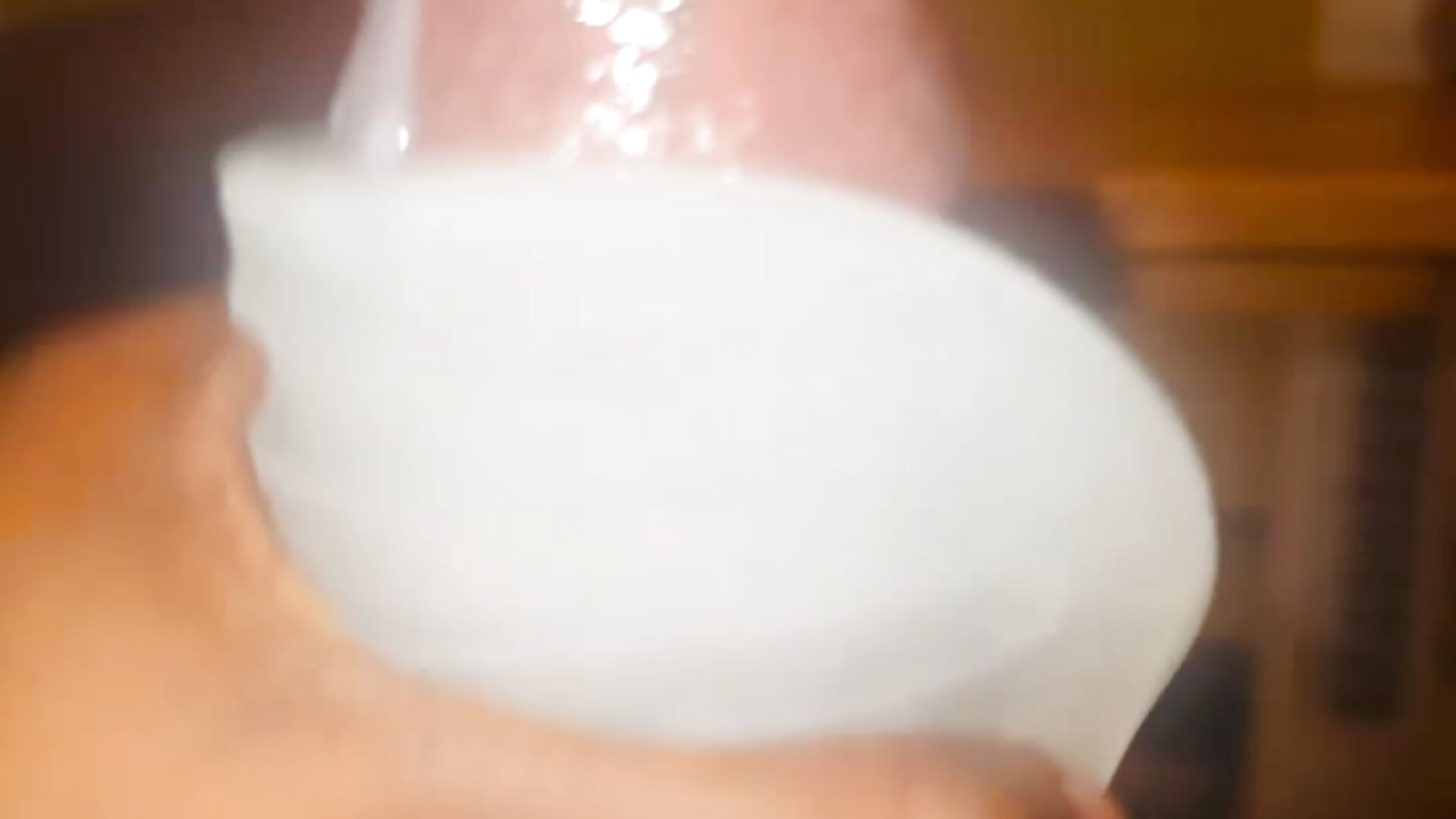 Quuwavve – popularni video modela na kameri 7716