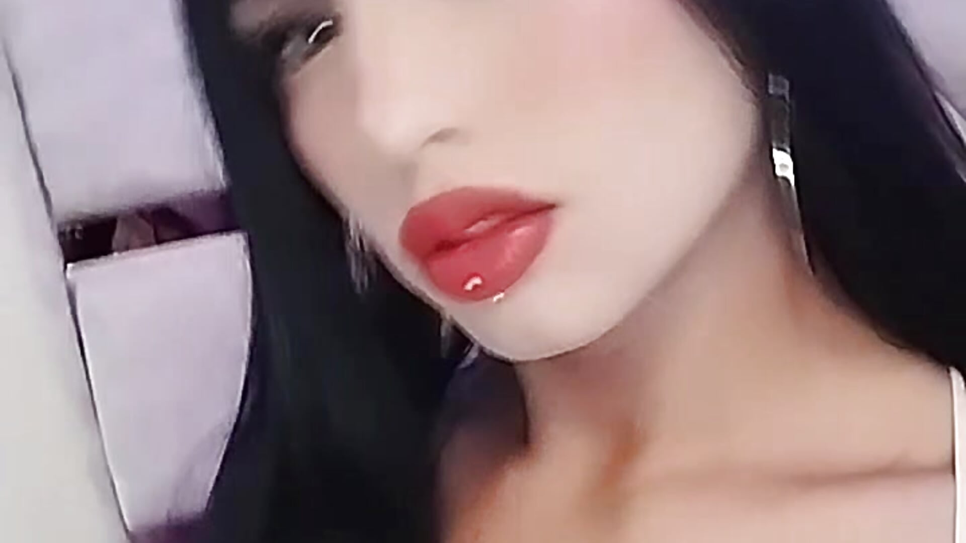 A kiss for everyone 💋😘 – видео вебкам-модели sofiagosexy