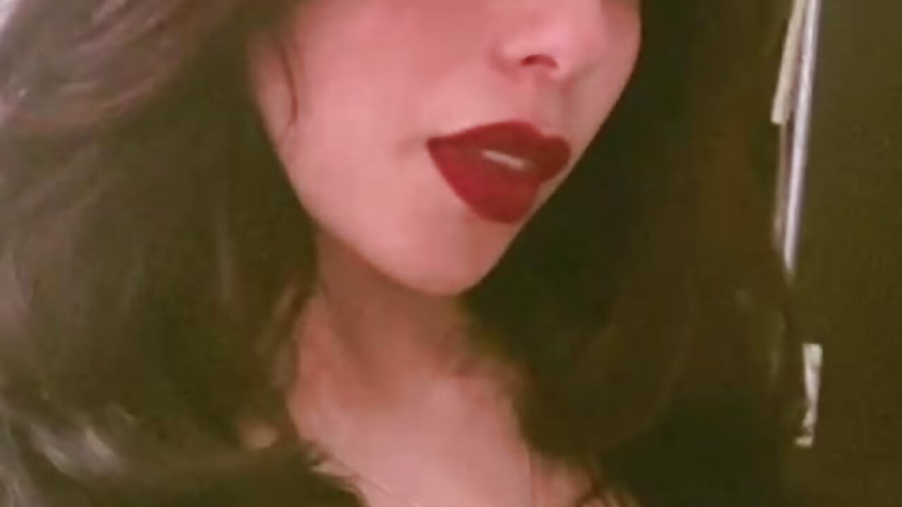 profile-intro-video-1767942512 - clip cu Seleneblood_ model videochat