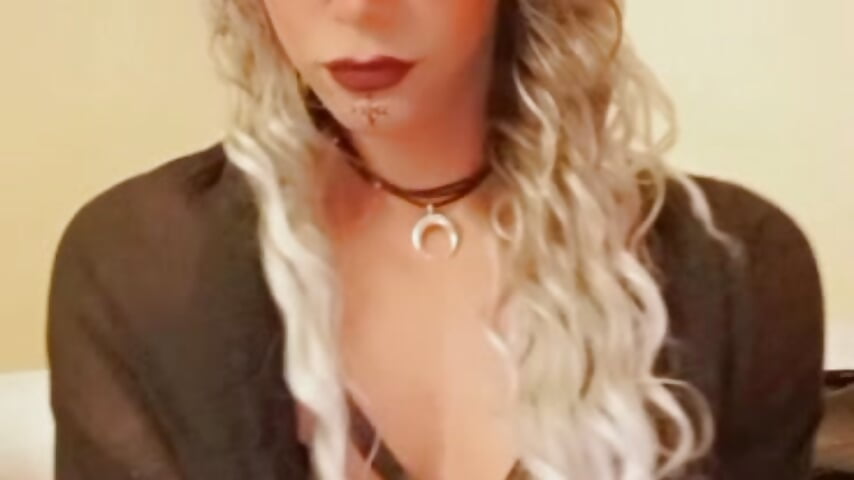 Your Cute little Demon 😈 🔱🏳️‍⚧️