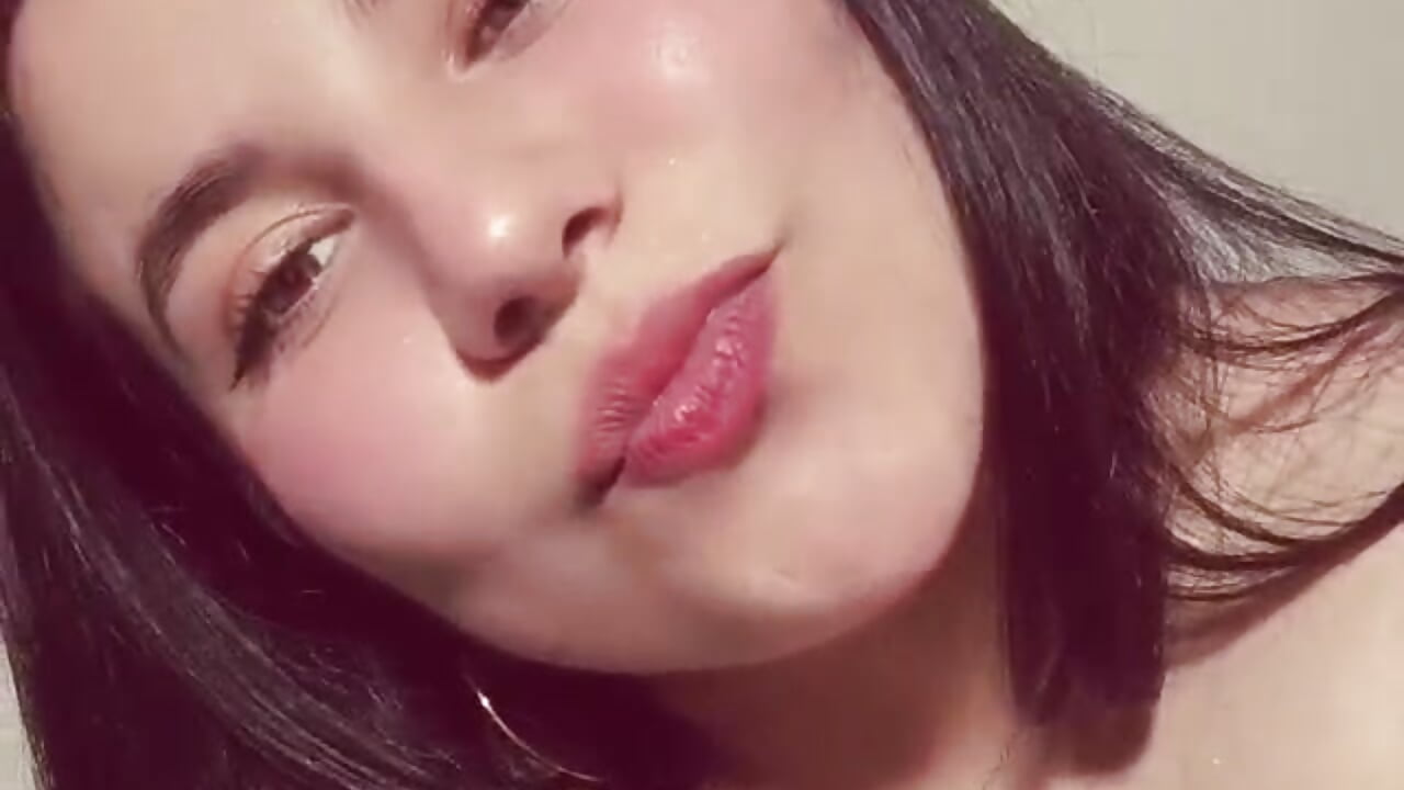 ❤️❤️ - فيديو من _Sofiia21_ موديل الكام