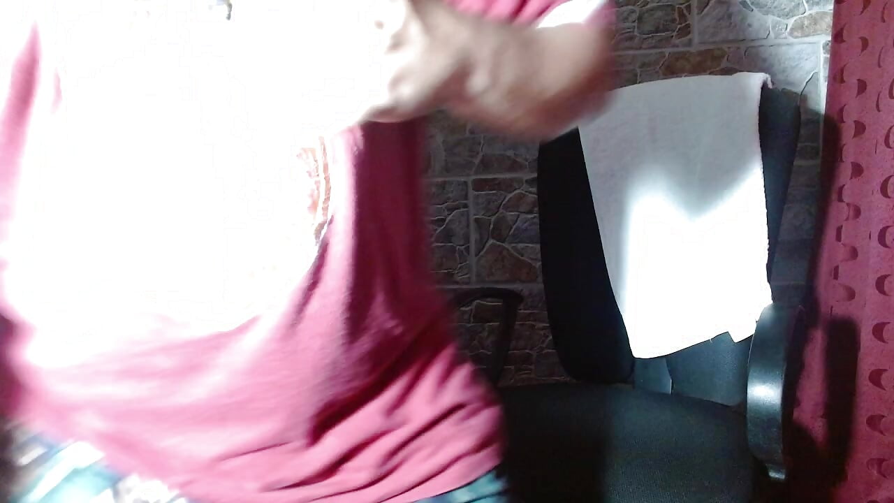 2026-01-03_19-12-49 - відео від вебкаммоделі d_blader