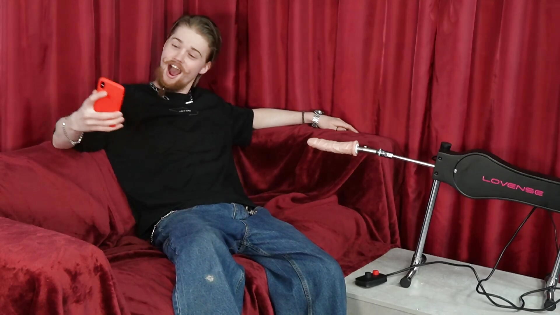 Custom fuck machine – видео вебкам-модели Lev_Miller