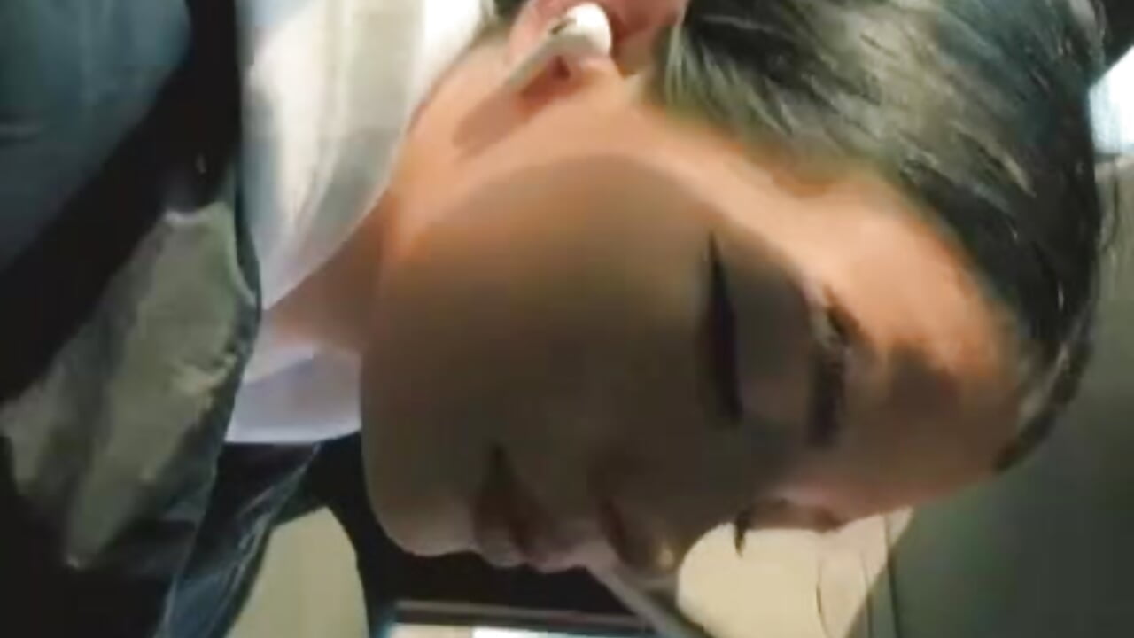 did u see my eyes color? - فيديو من Jillysstar موديل الكام