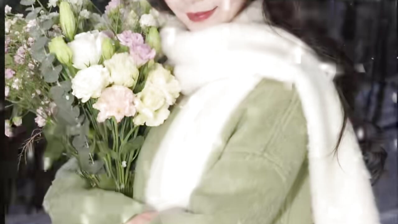 JINGJING - 視頻由 Red-666 主播提供