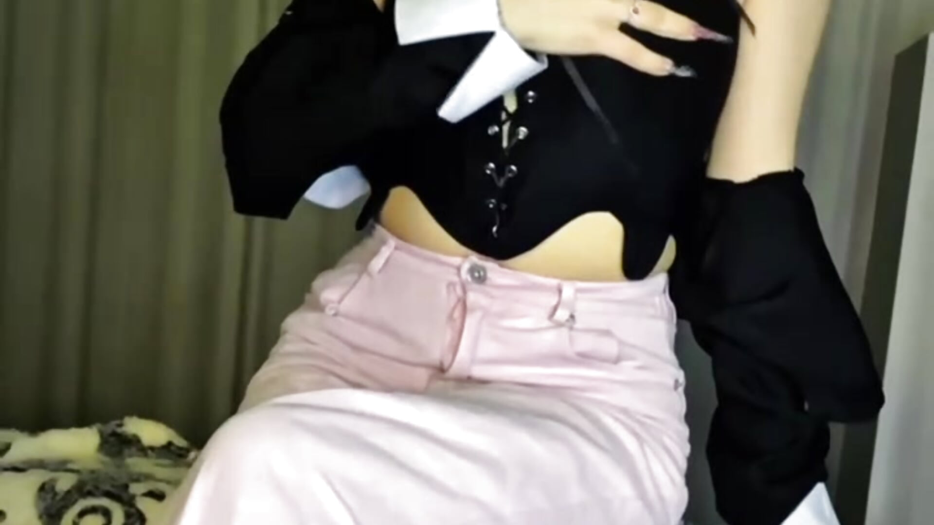 maybe you should get to know me better... – video od webkamerové modelky xxxnaughtyfoxyxxx