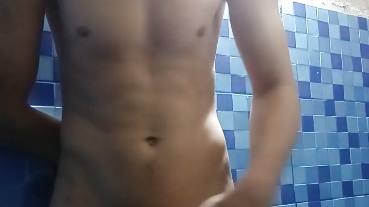 nude body display