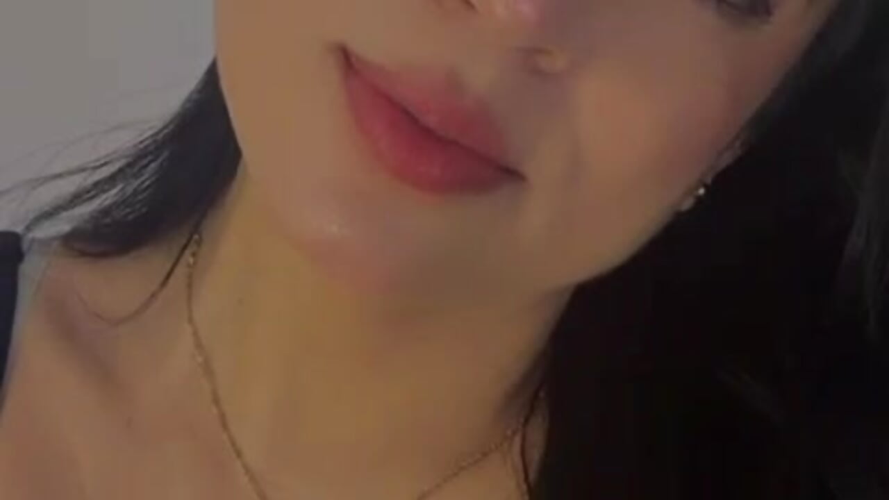 WhatsApp Video 2025-12-30 at 1,00,39 PM - Ana_Sofia_69 캠 모델의 동영상