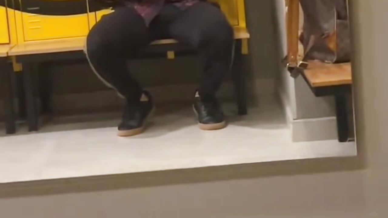 ✌🏻🎮 - video by Miller_dominant cam model