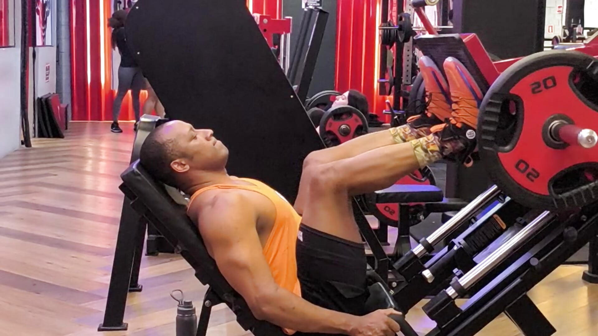 1000148256 - vidéo du modèle de showcams Betobob