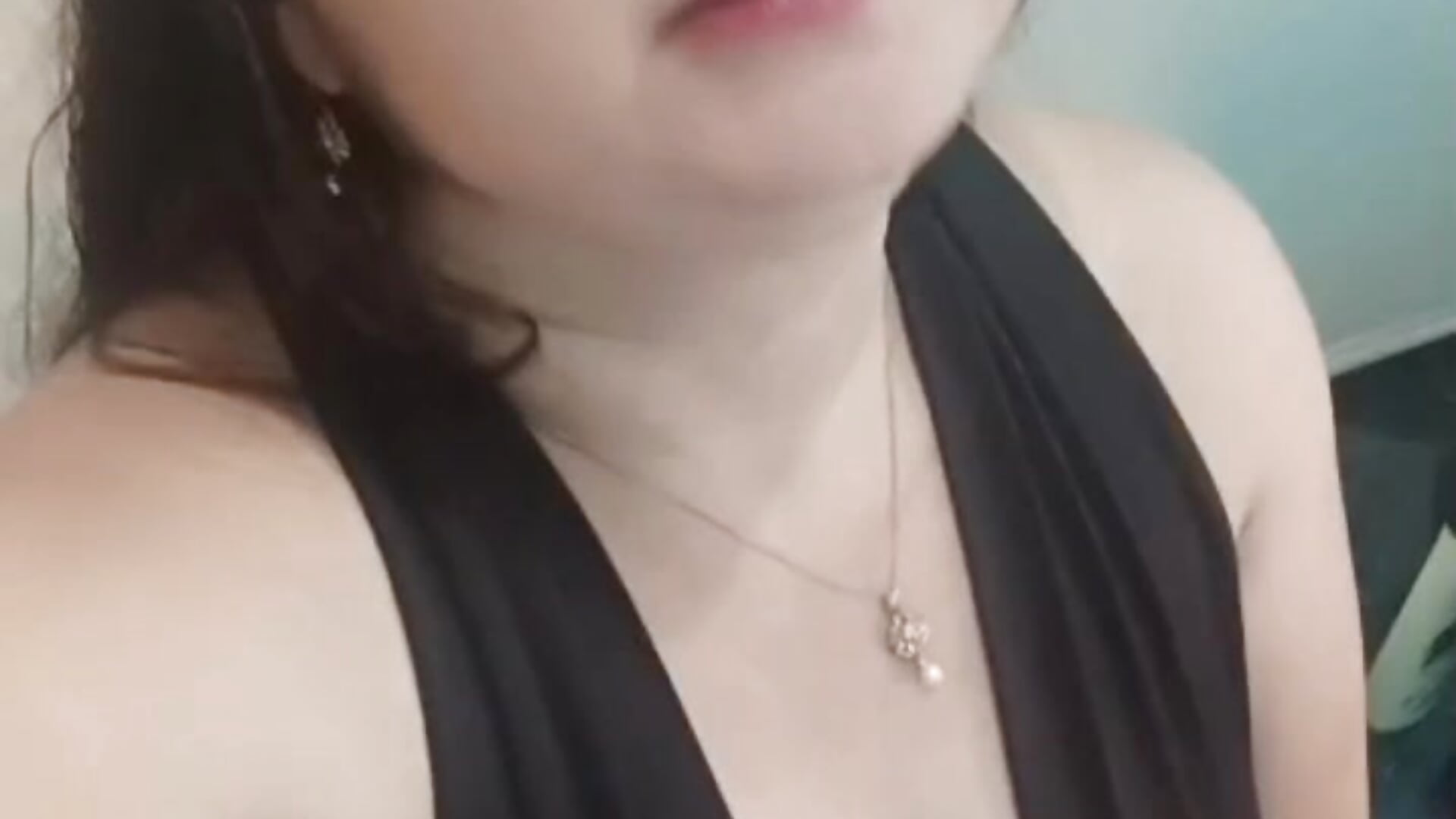 Chicos los Invito a Comprar mi Contenido, Fotos y Videos desde 10 Tokens en Adelante - video by marianismith