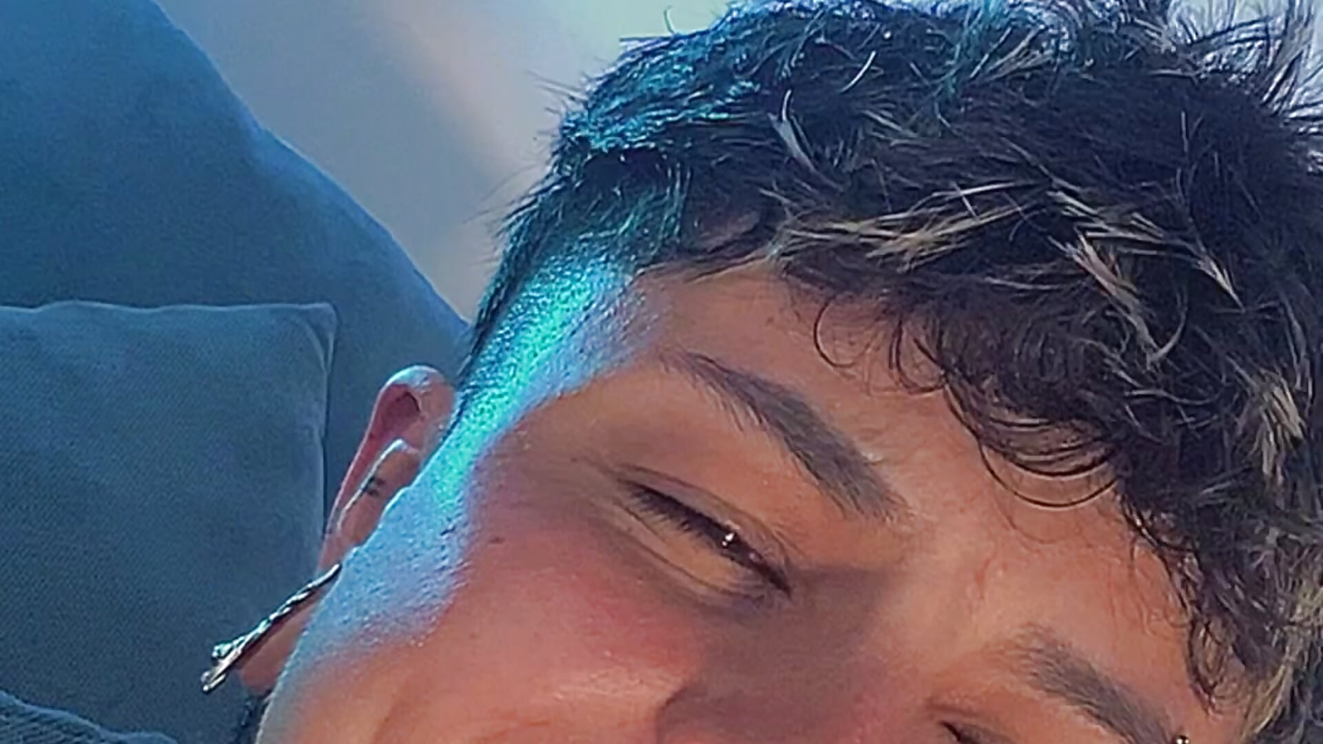 EDA84A8D-4E3A-4DFB-8C23-07762092A817 - video by Zury_Ramirez cam model