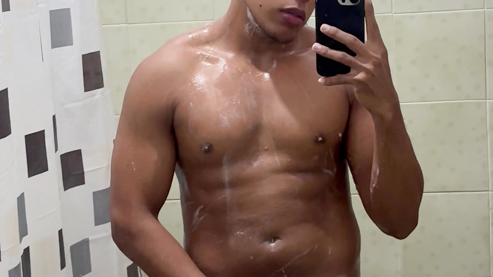 En el baño - Vídeo de BoyX_02, modelo de vídeos