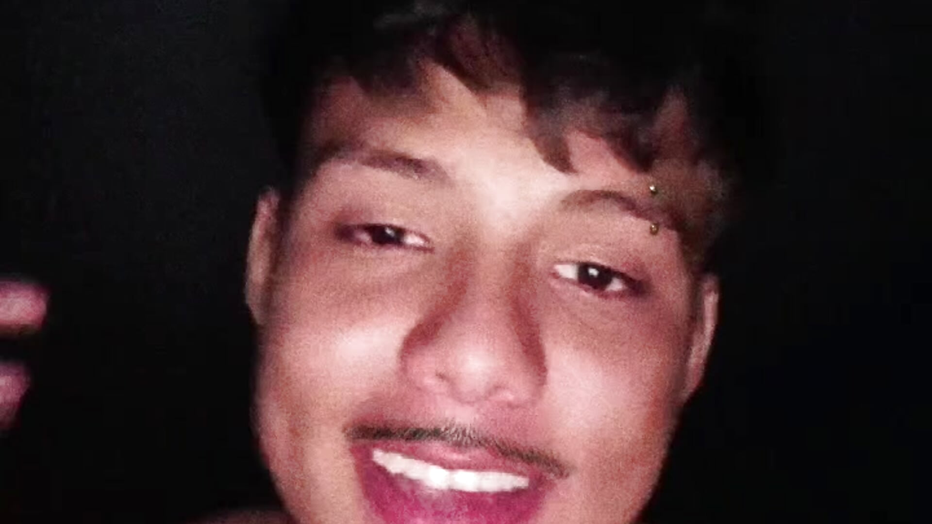 2025-12-03-015025190 - video van Diego18- cam-model