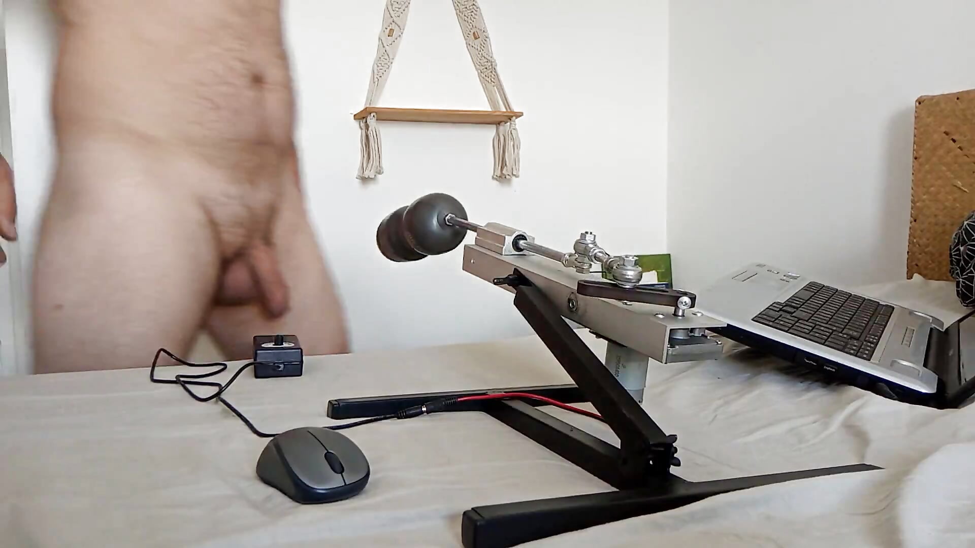 fucking machine — filmik Bibop974, modela(-lki) na kamerkach