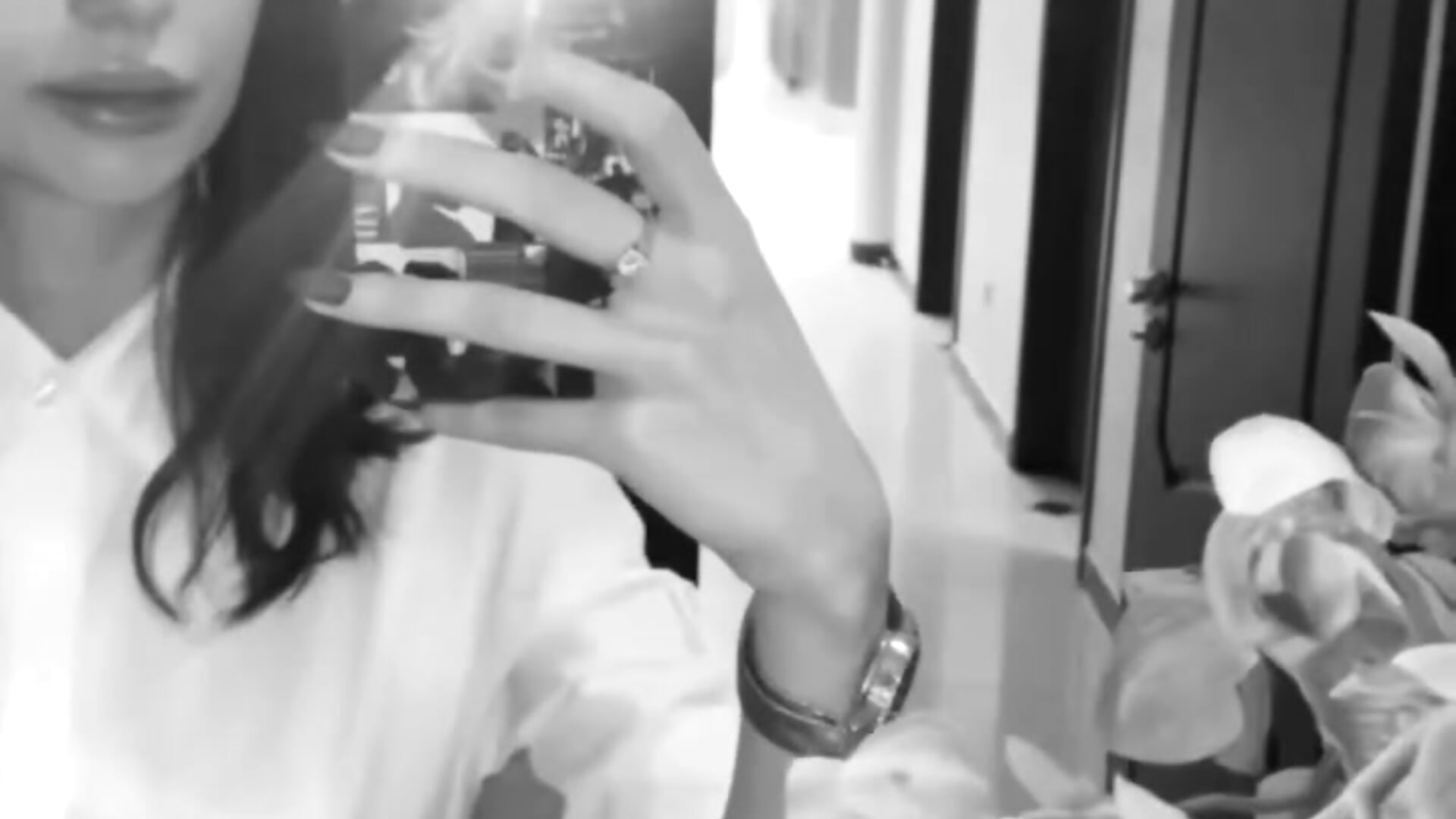 it's me - วิดีโอโดย LaineTop1 โมเดลแคม