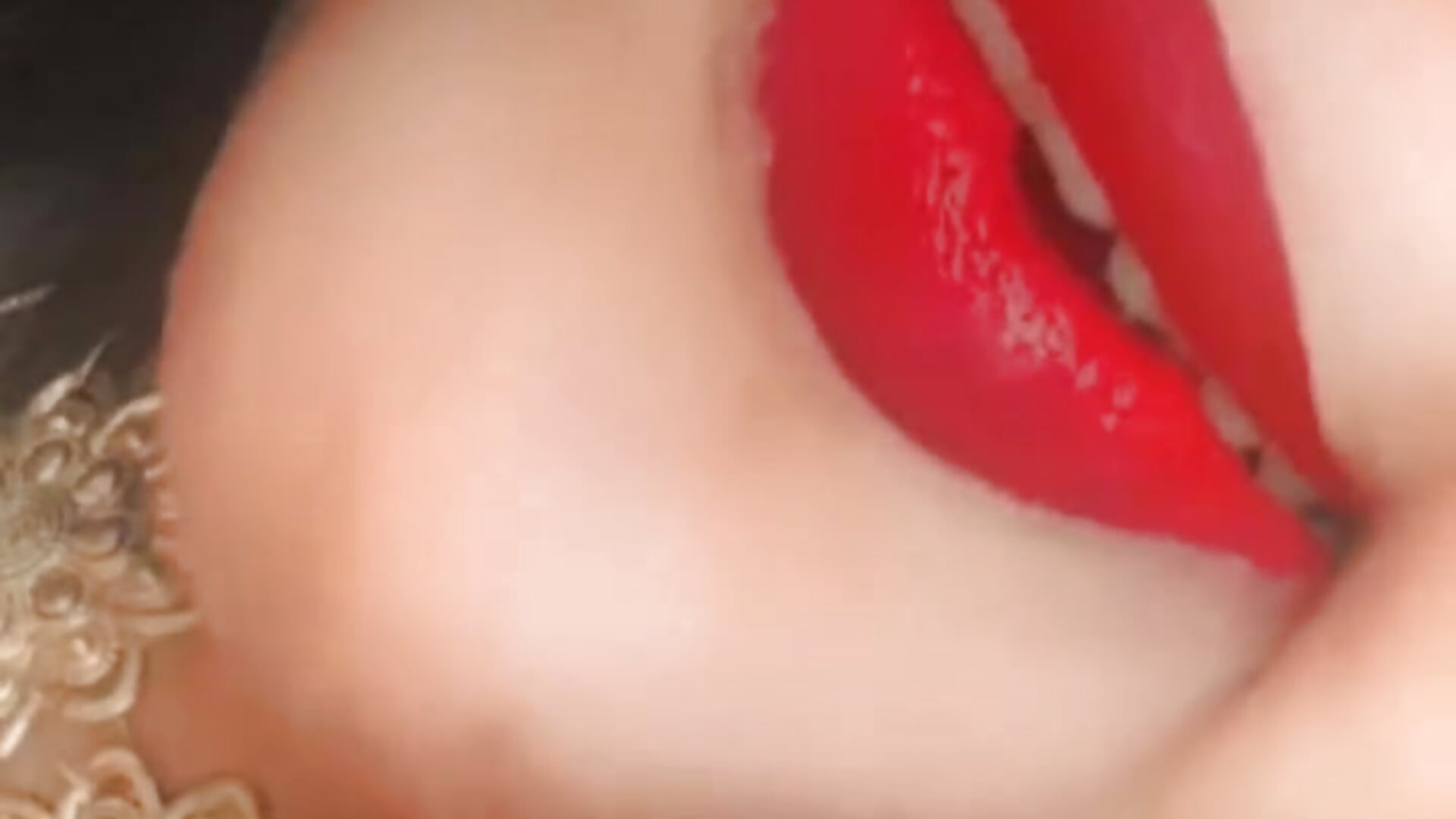 1000017082 - video by 01Mona cam model