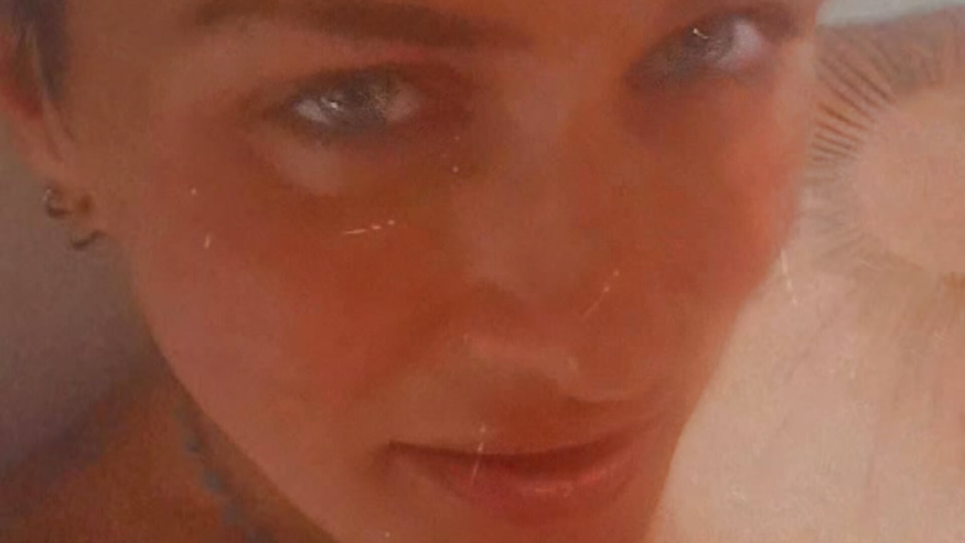 1000003791 – video af SinCEOs cam-model