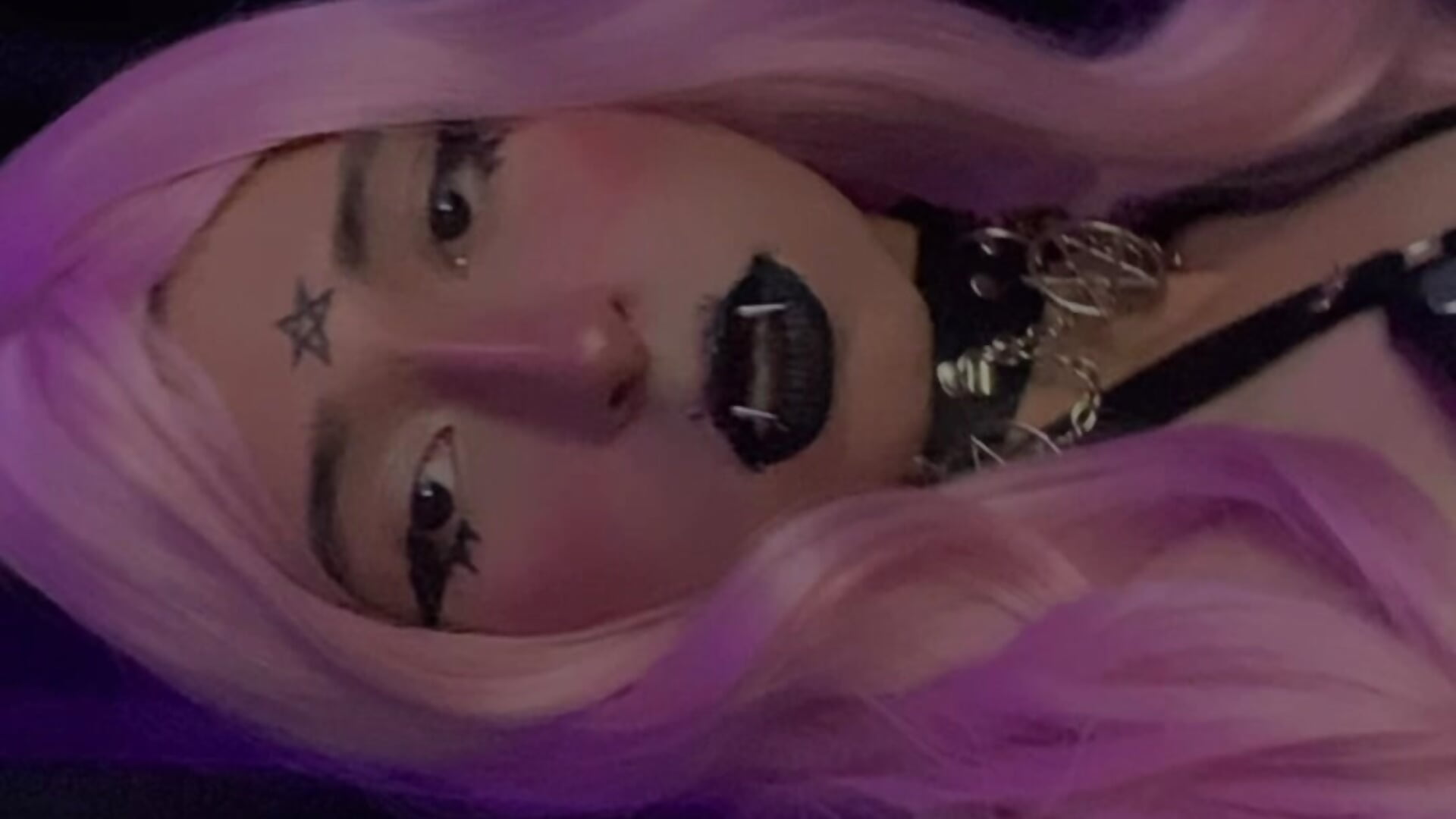 :b - video av lilith_bloood cam model
