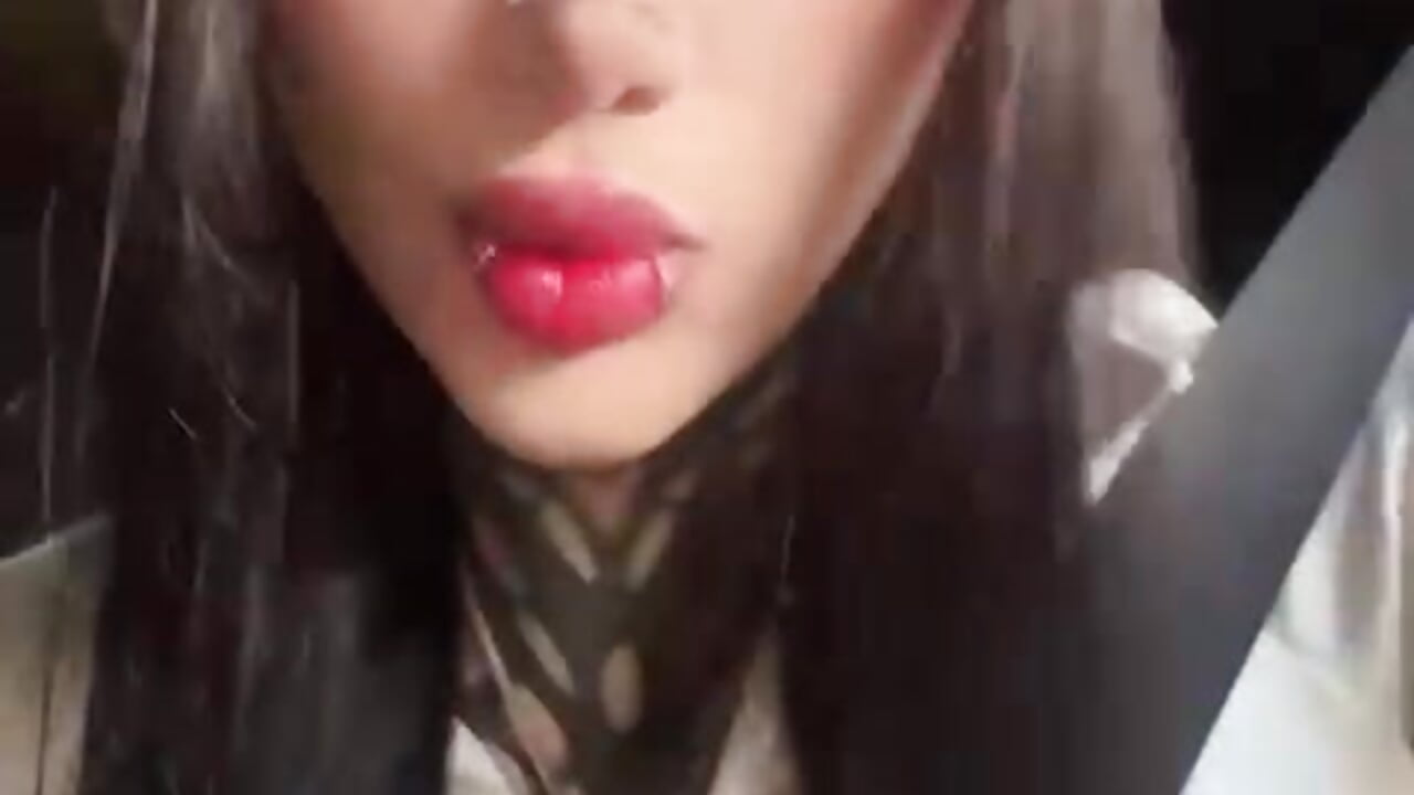 ฅ^>⩊<^ ฅ - goth_d0ll adlı kamera modelinin videosu