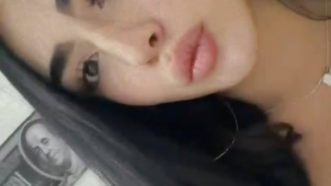 ♥︎♥︎♥︎ – video af SweetLiamn cam-model