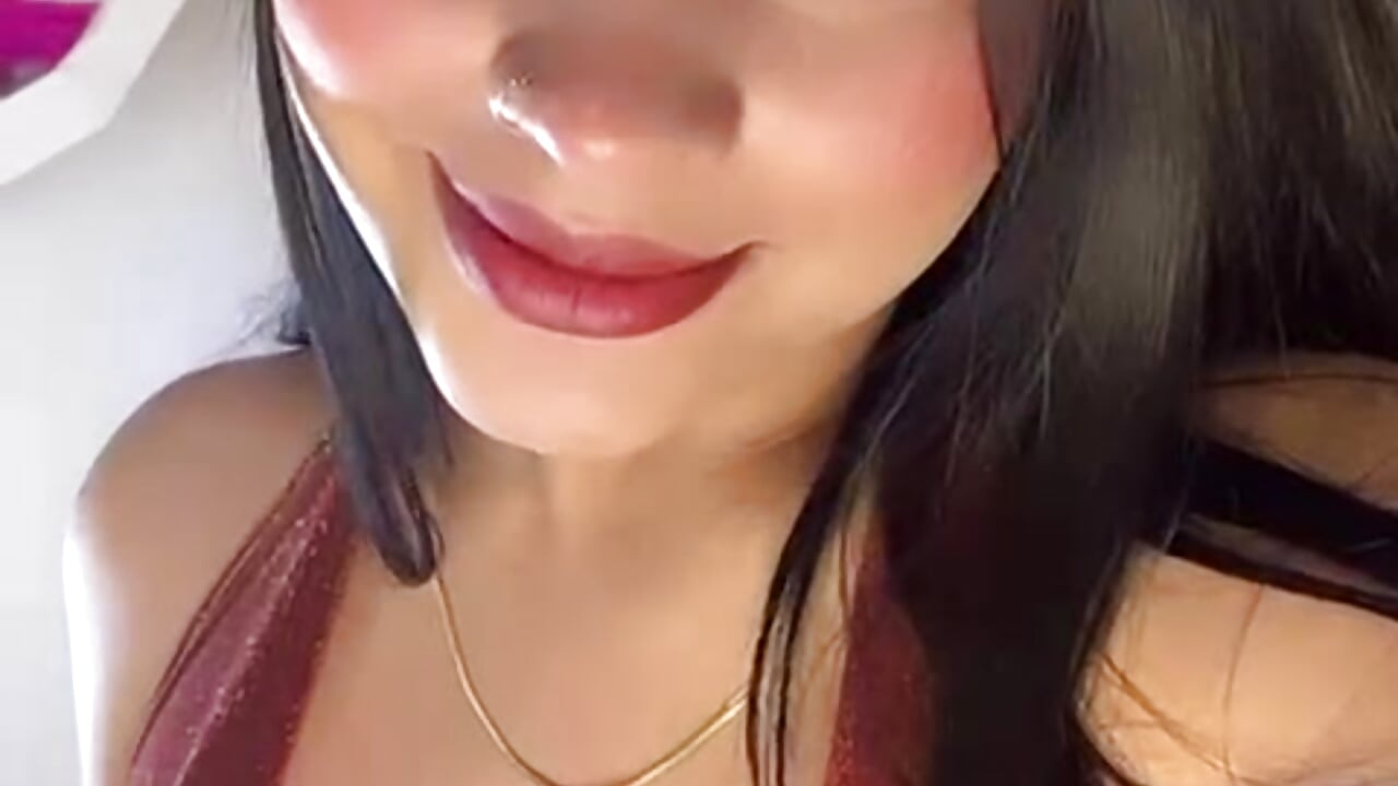 cute — filmik Im_Kharla, modela(-lki) na kamerkach