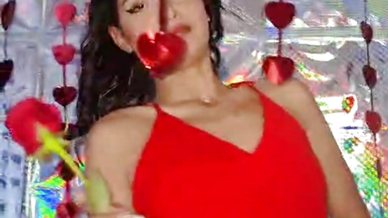 Valentine day 💕 - video by honeyluxe_ cam model