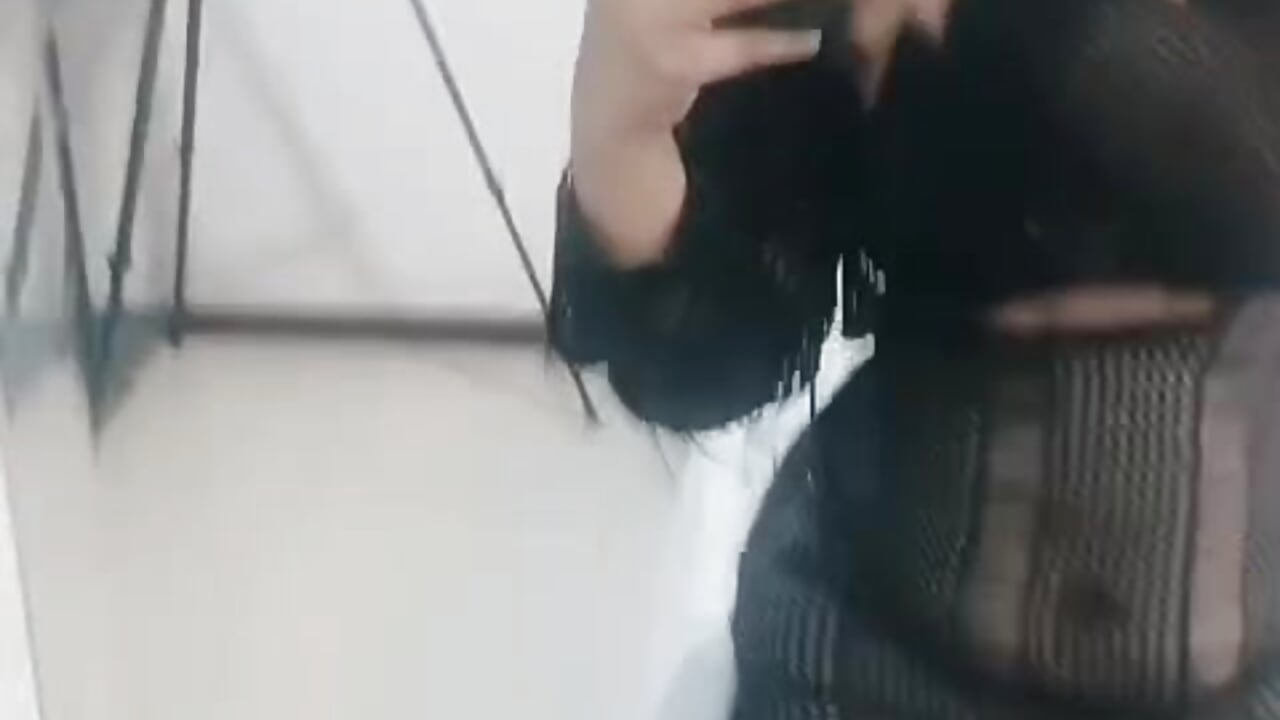 WhatsApp Video 2026-01-05 at 12,00,05 PM - video by miia_sofiaa_ cam model