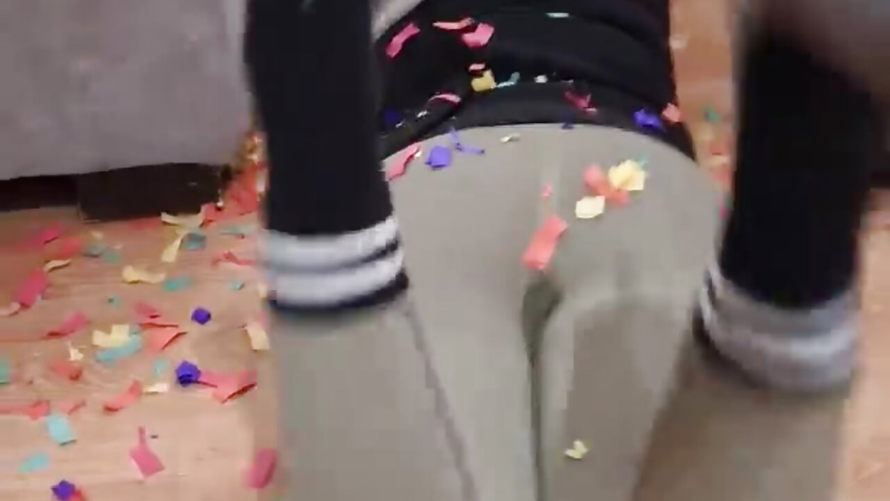 Legss🤩 – video modela na kameri millfka