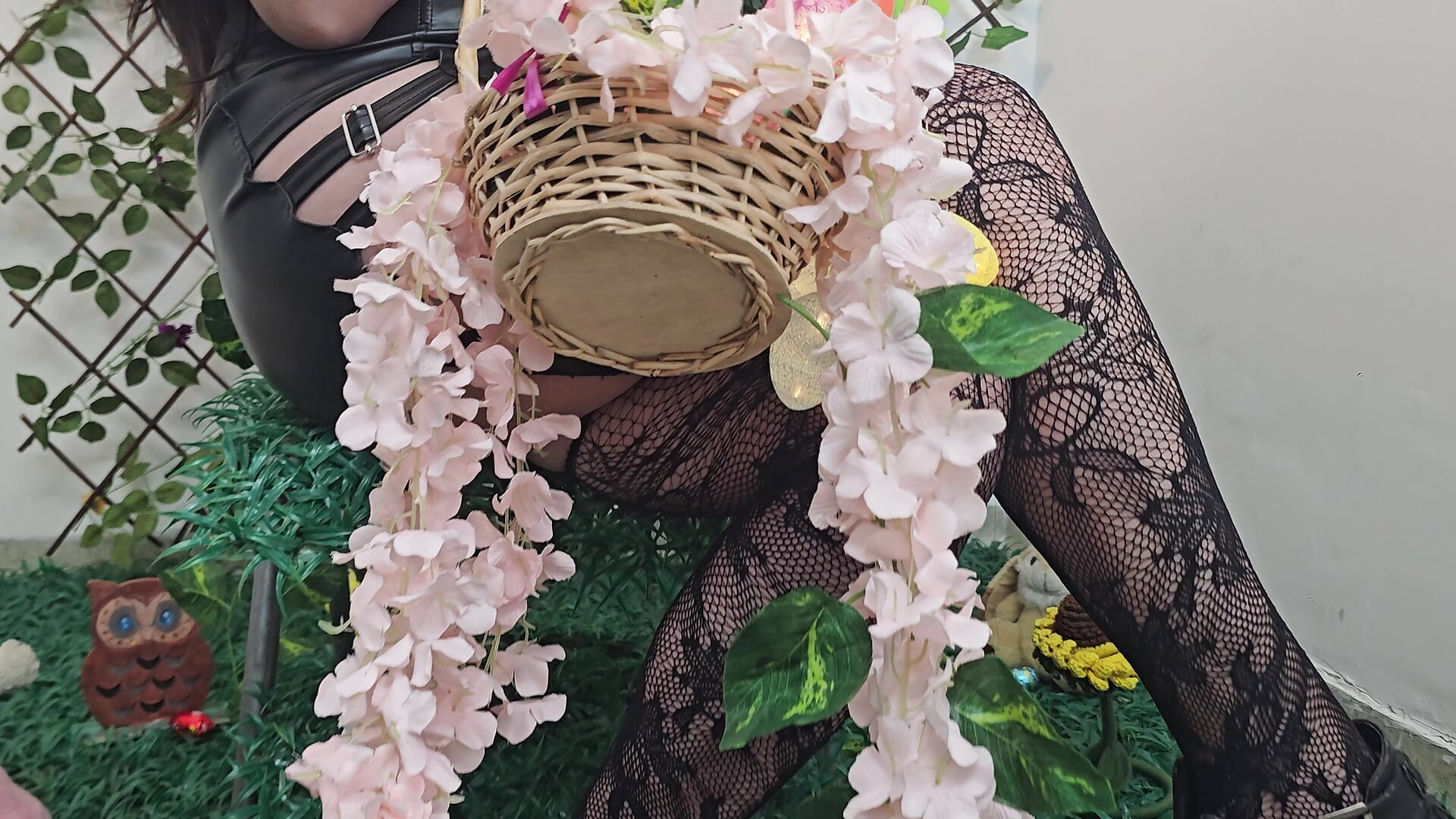 Happy easter – видео вебкам-модели Helen_Novoa