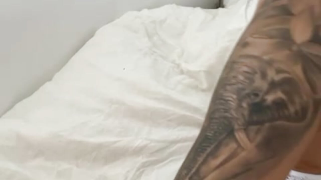 iphone-12-12-25 - video của người mẫu cam BiancaNord1