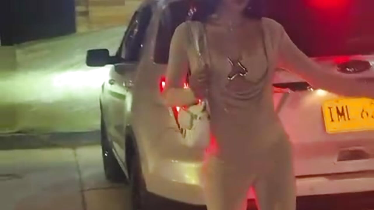 Giving your best pose, pose pose🎶😈 - video od modelky/modela Bunnyvaleeee