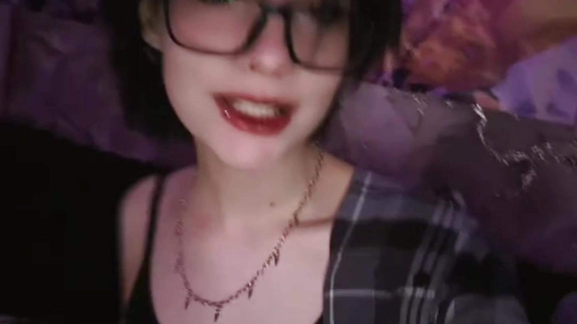 Real Fun, Real Me 😏🎥 - vídeo de LxayBloom modelo de câmara