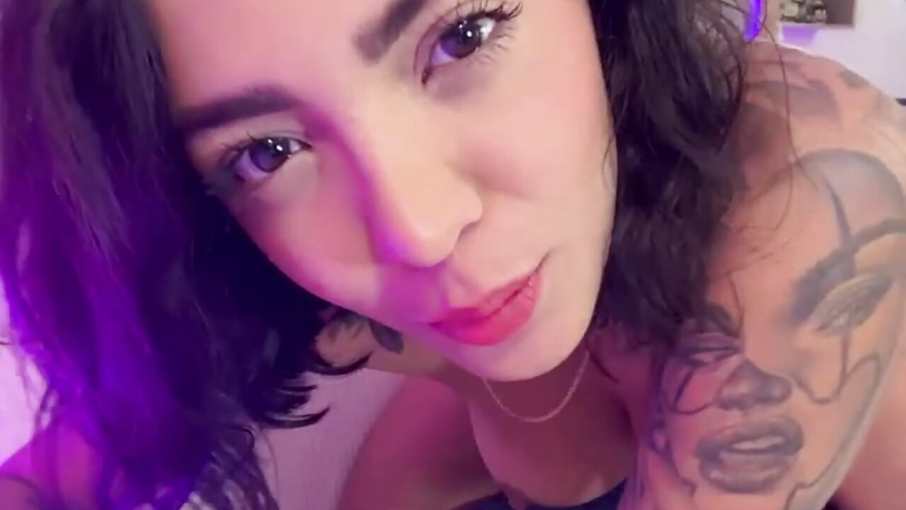 GIFT FOR YOU 🎁😏 - Vídeo de SofyDreammy, modelo de vídeos