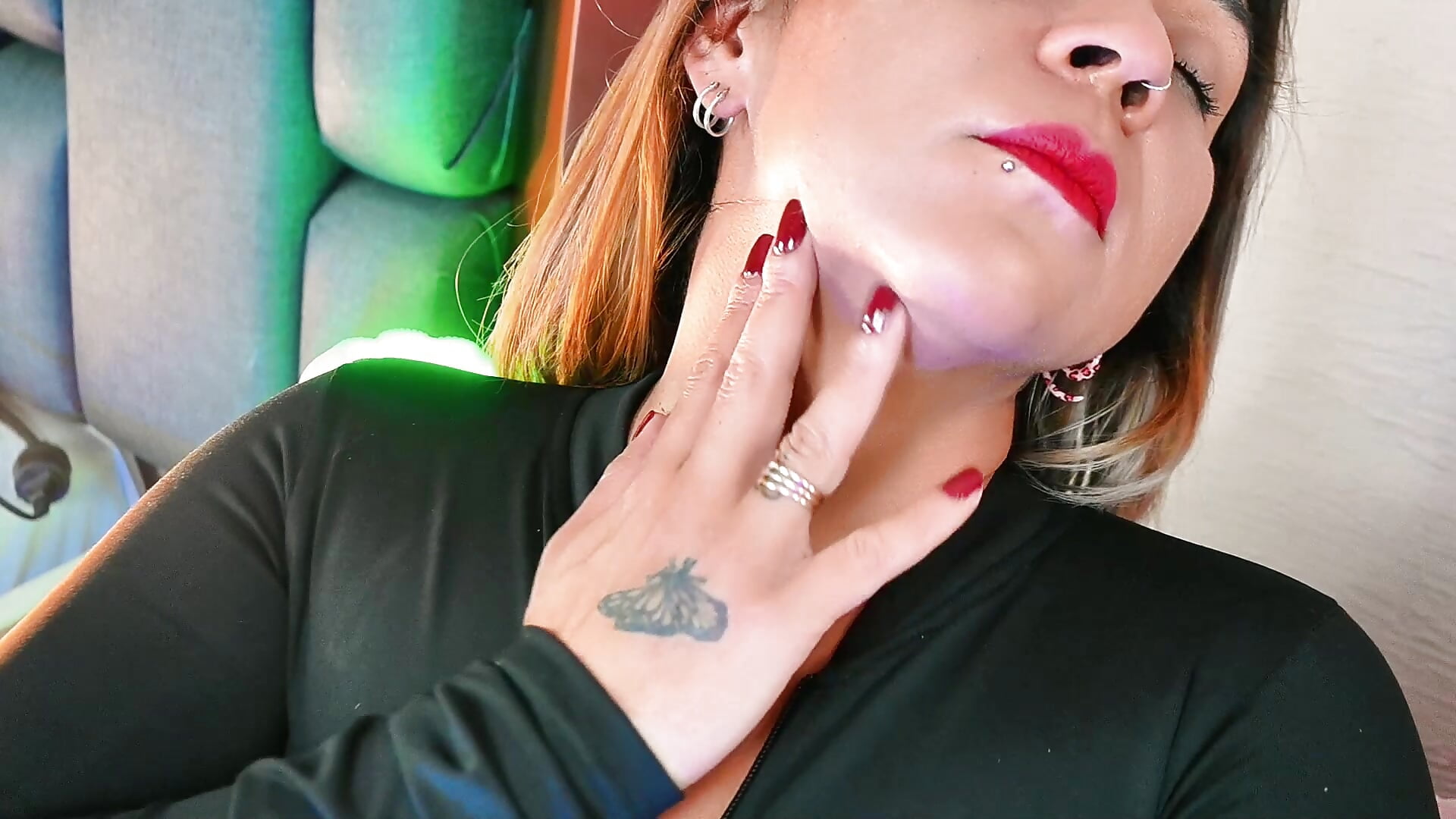 veyond the veil - video by manyhawkey cam model